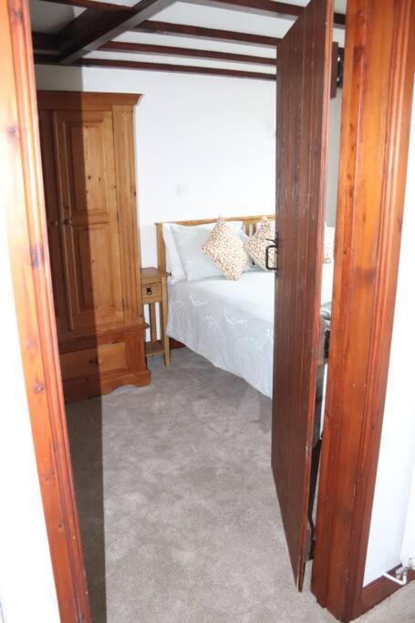 Garn Lodge Newtown  Bagian luar foto