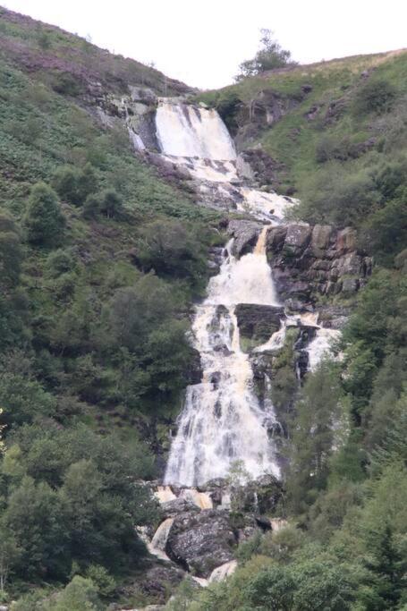 Garn Lodge Newtown  Bagian luar foto