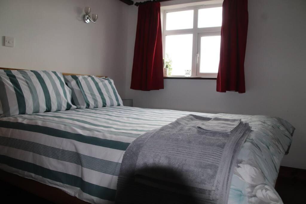 Garn Lodge Newtown  Bagian luar foto
