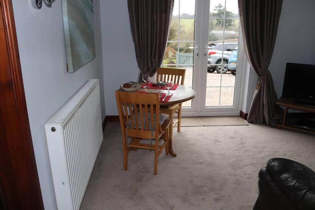 Garn Lodge Newtown  Bagian luar foto