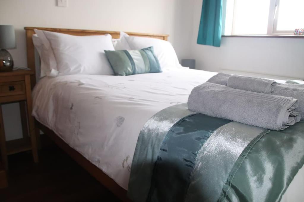 Garn Lodge Newtown  Bagian luar foto