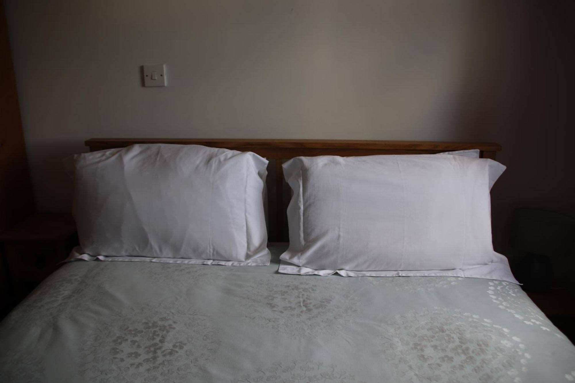 Garn Lodge Newtown  Bagian luar foto